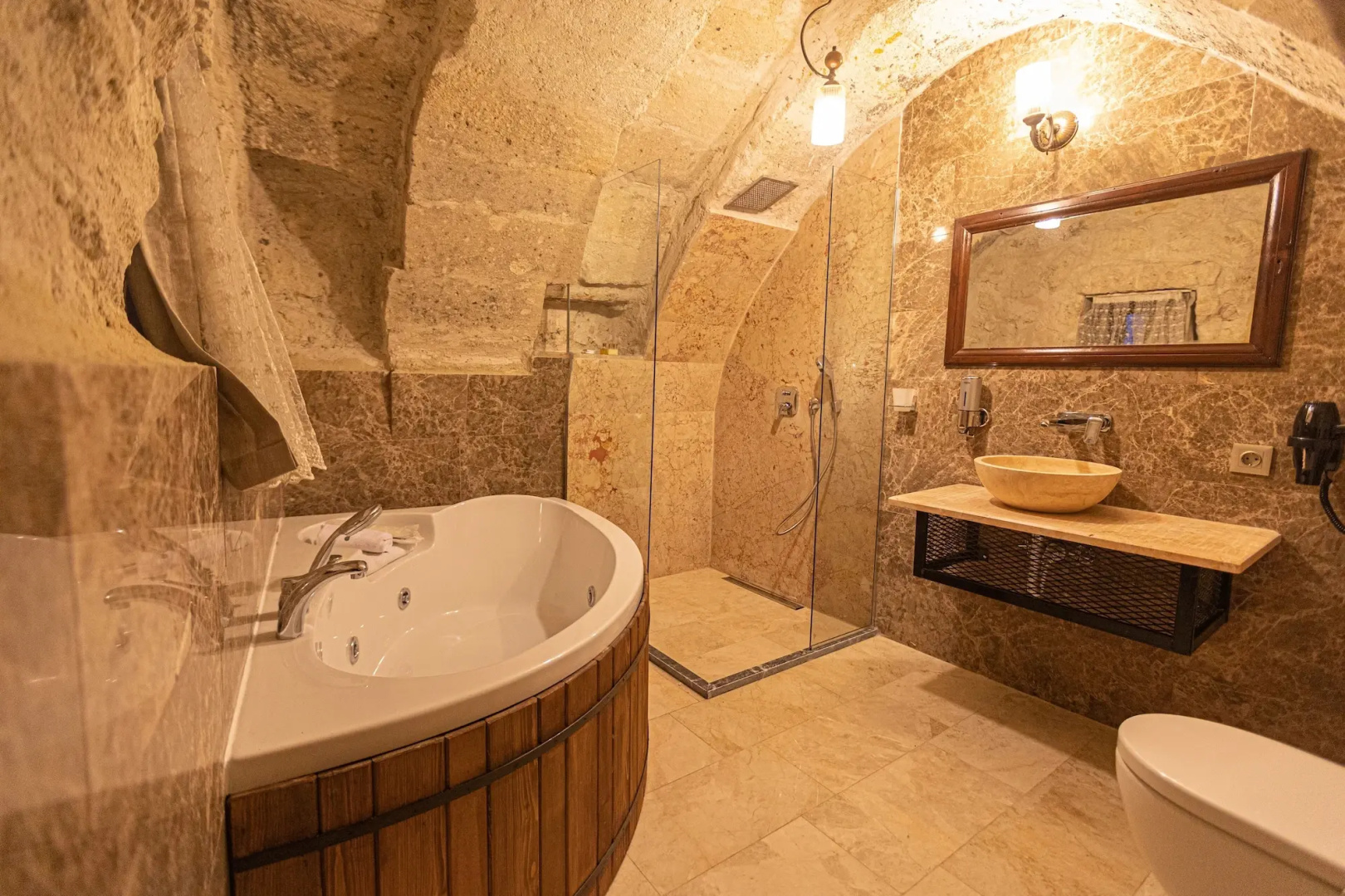 Photo - Taskonak Hotel