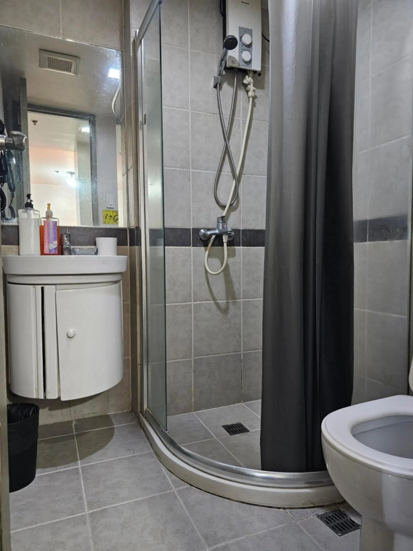 Photo - FRD Condo Unit Tower A SoleMare Parksuites