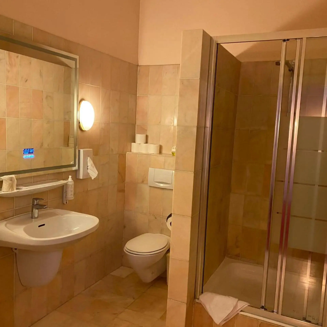 Photo - La Bourse Hotel