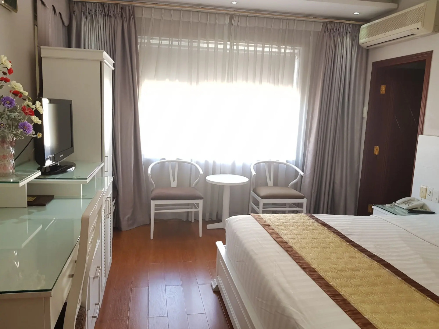 Photo - Van Ha Boutique Hotel Etown - Nhà Ga T3