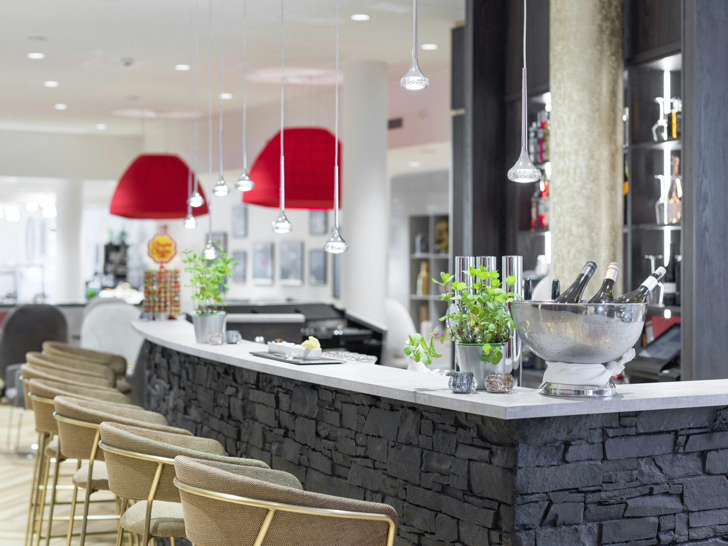 Foto - Holiday Inn — the niu, Franz Vienna