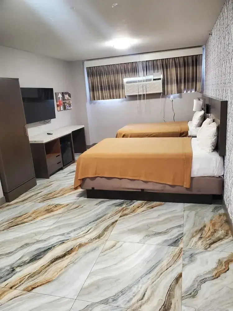 Photo - The Essence Hotel at JFK