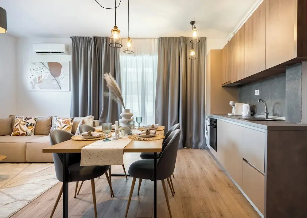 Photo - Uphome Suites