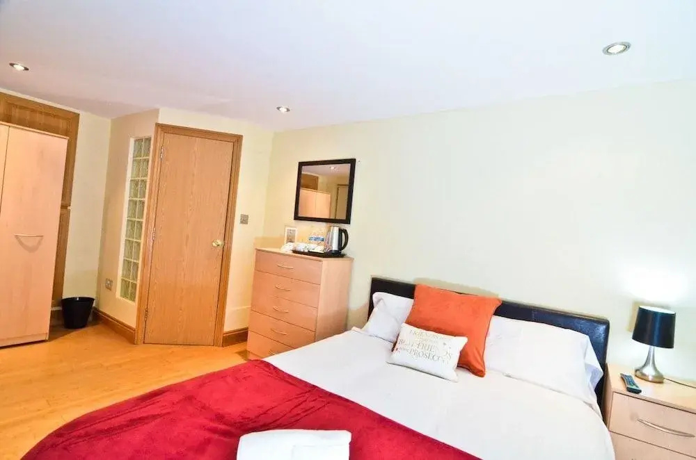 Photo - Thames View House Surrey Quays