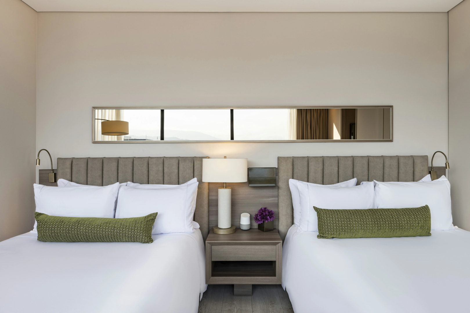 Foto - York Medellin, Curio Collection by Hilton