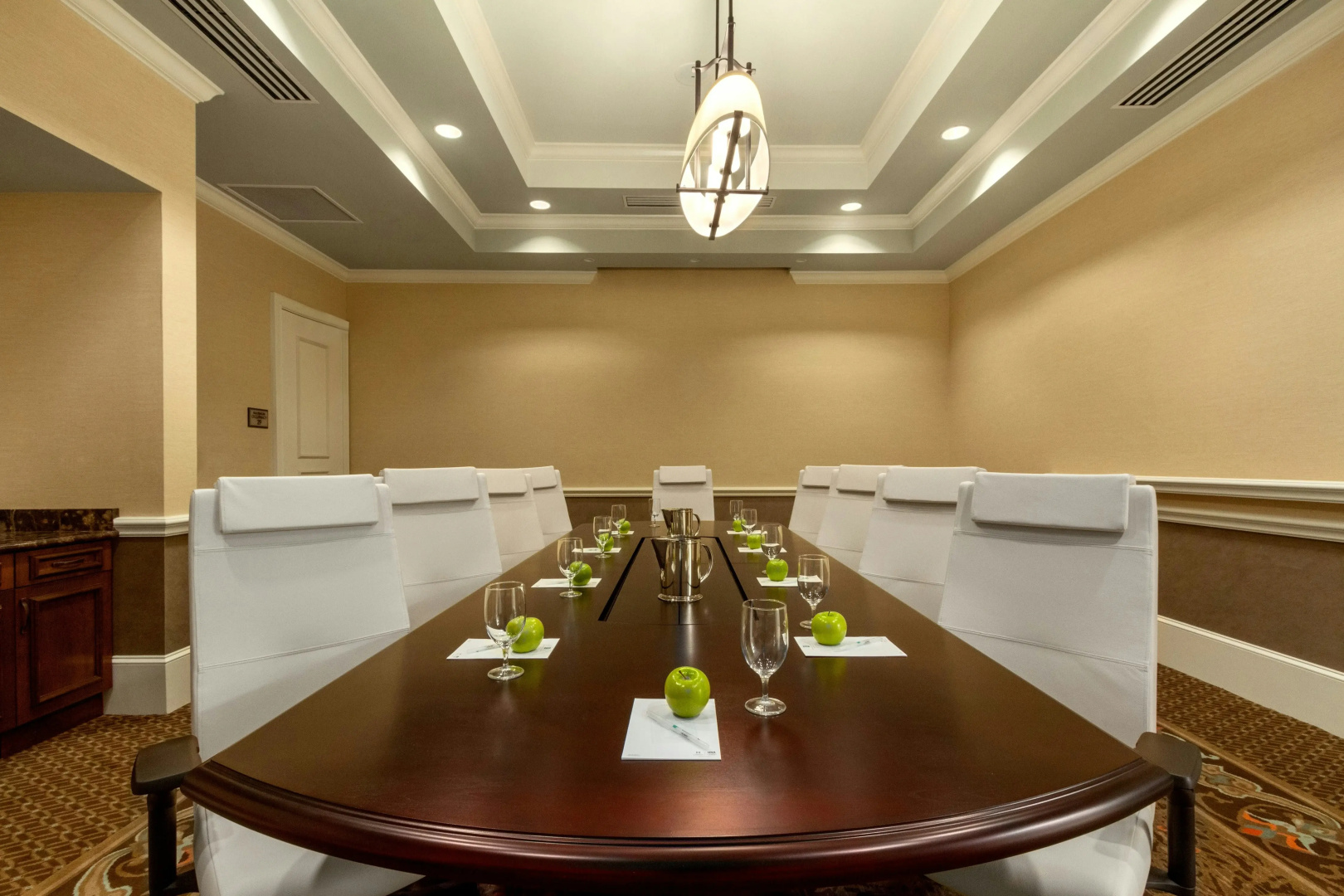 Photo - Embassy Suites by Hilton Savannah