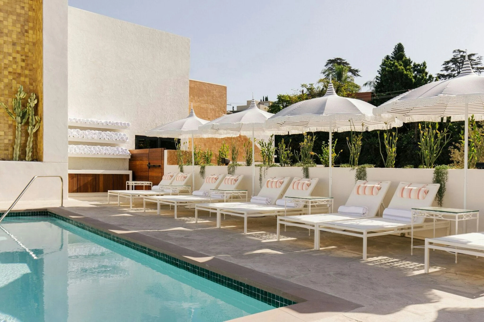 Photo - Silver Lake Pool & Inn
