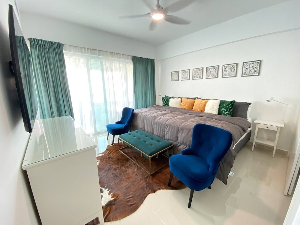 Spacious Apto With Spectacular Views Of The Beach