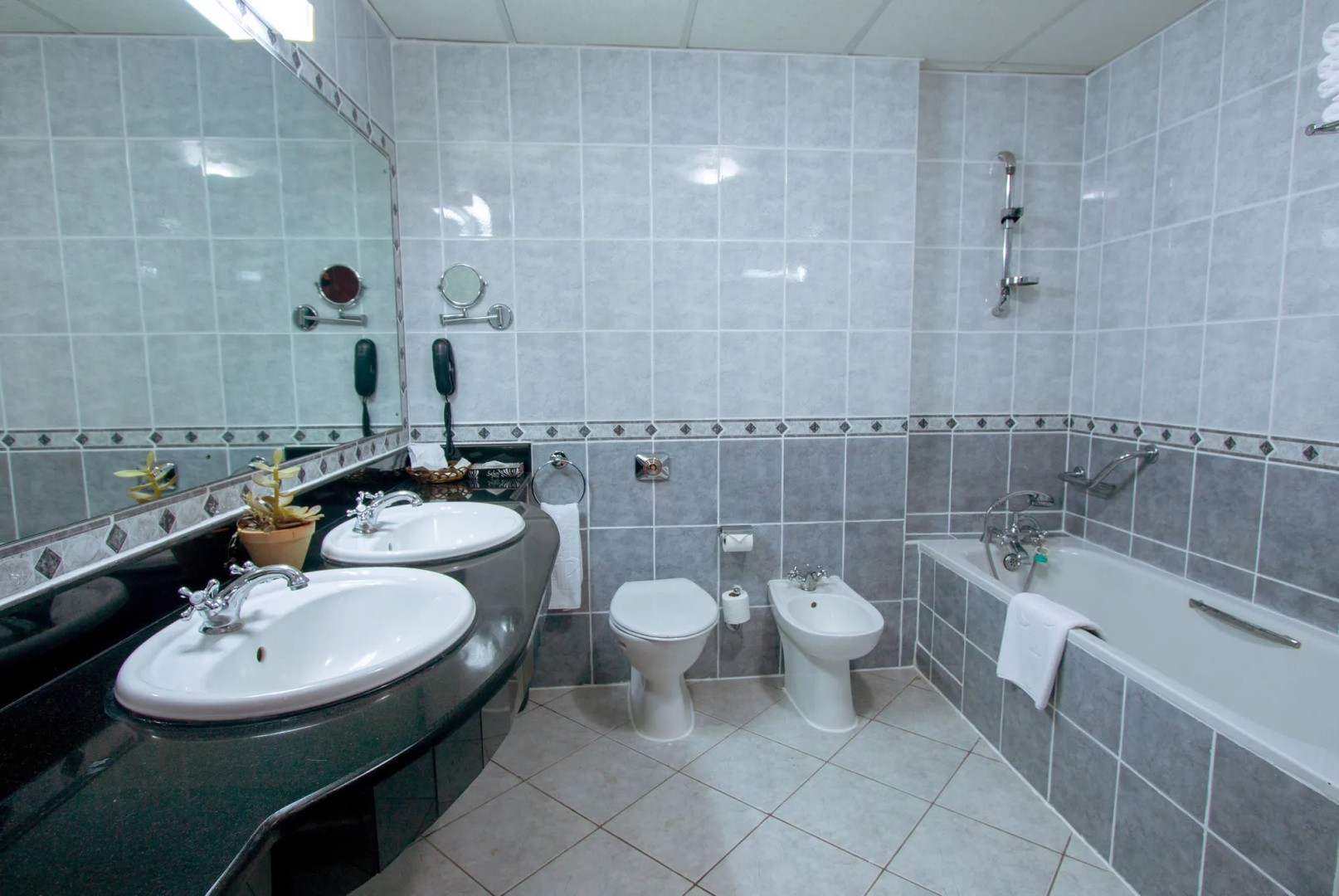 Foto - The Panari Hotel - Near Jomo Kenyatta International Airport