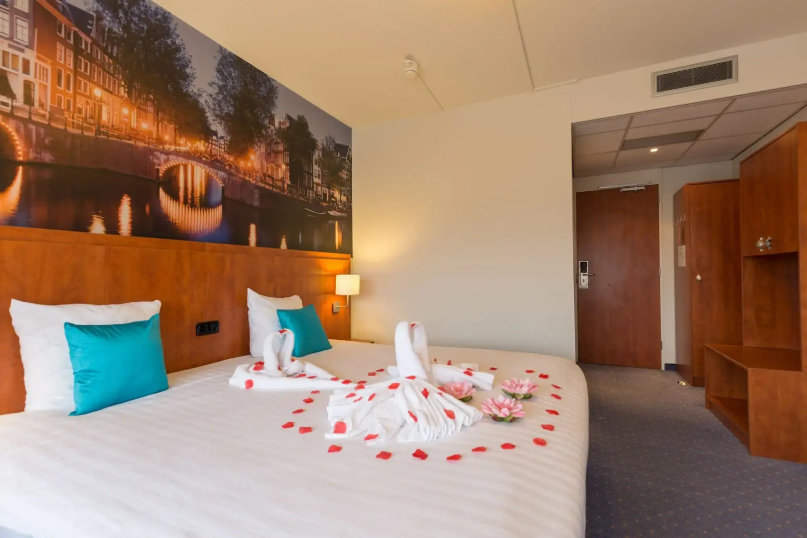 Photo - Westlake Hotels Amsterdam