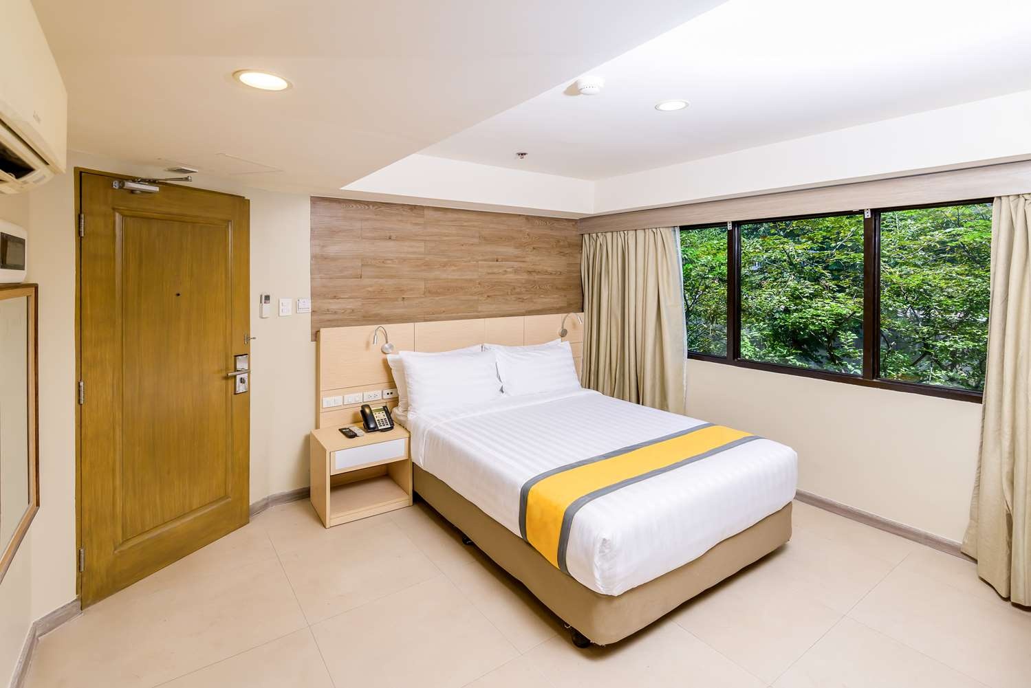 Photo - Surestay Plus By Best Western Cebu City