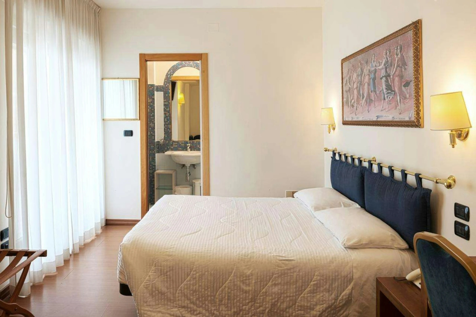Foto - International Hotel & Suite