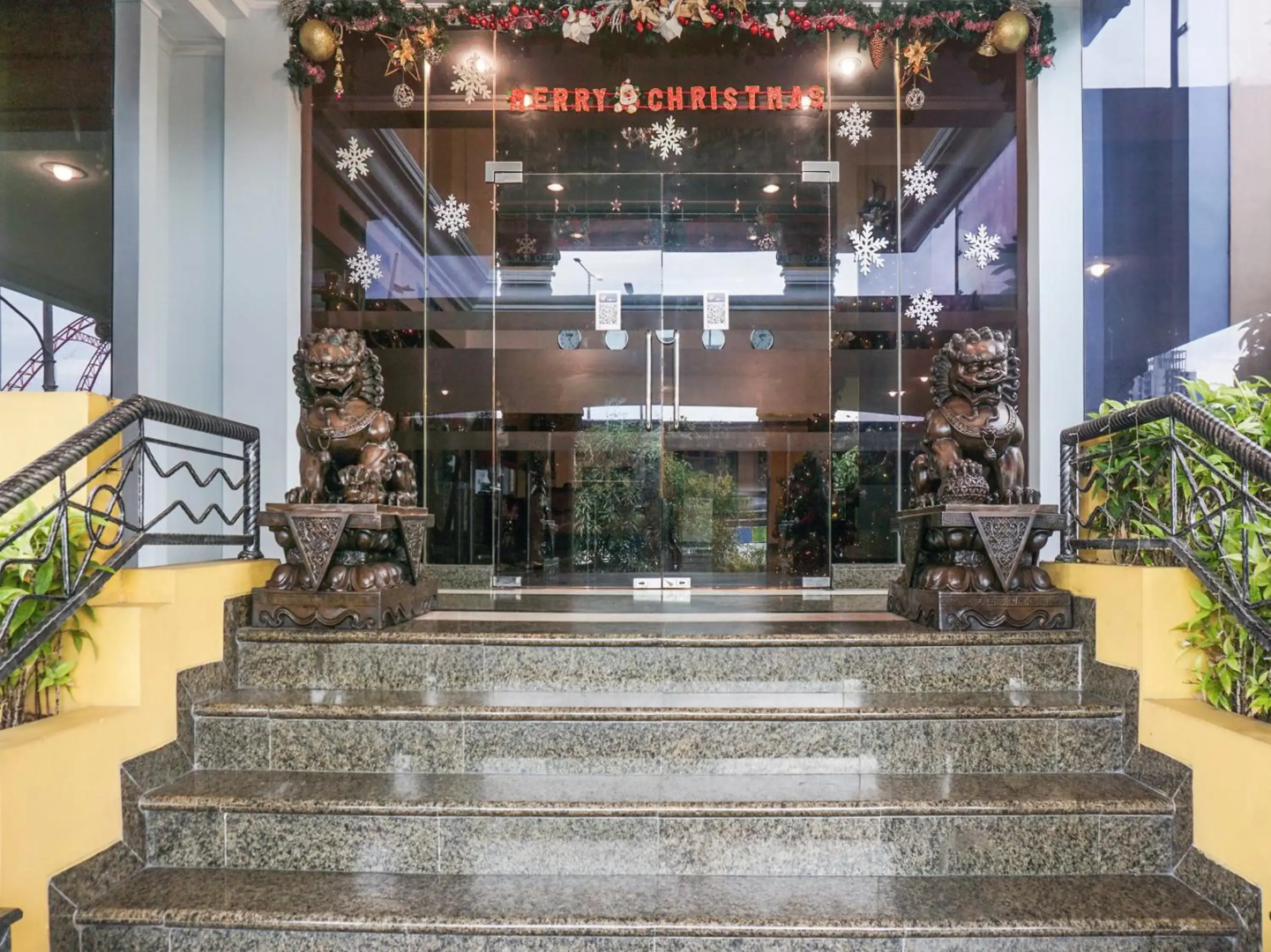 Photo - BI Executive Hotel