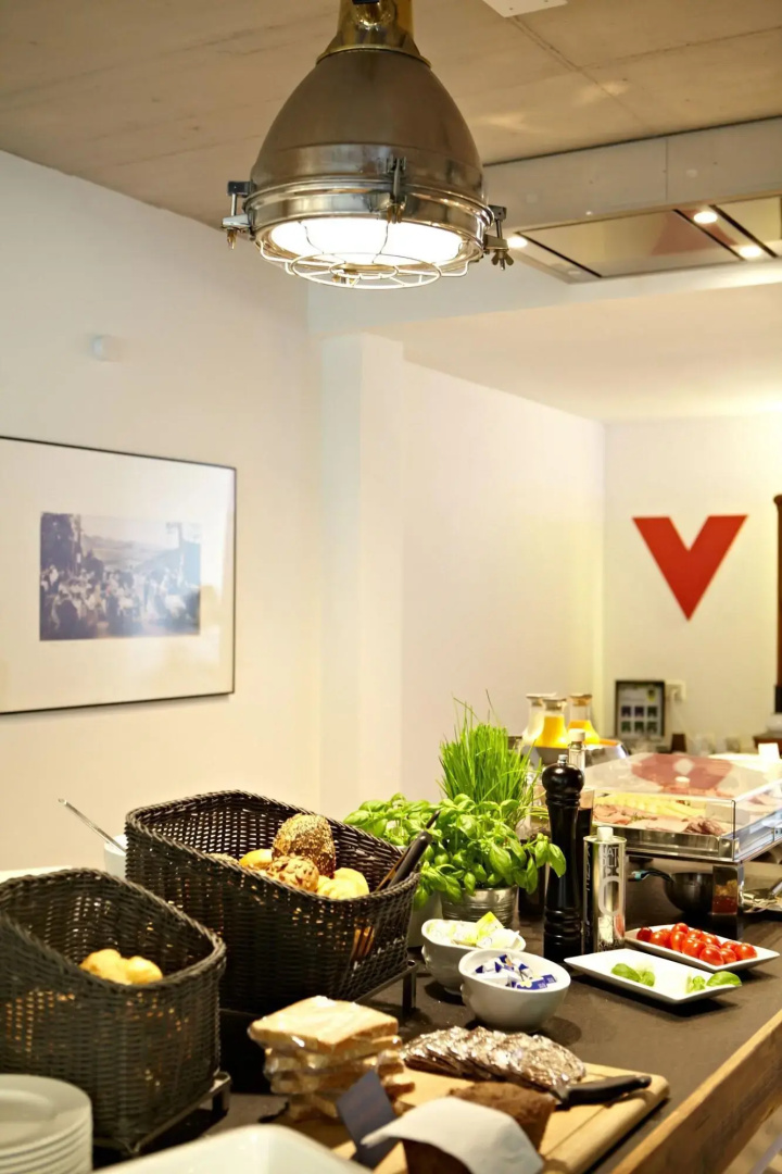 Photo - V-Hotel