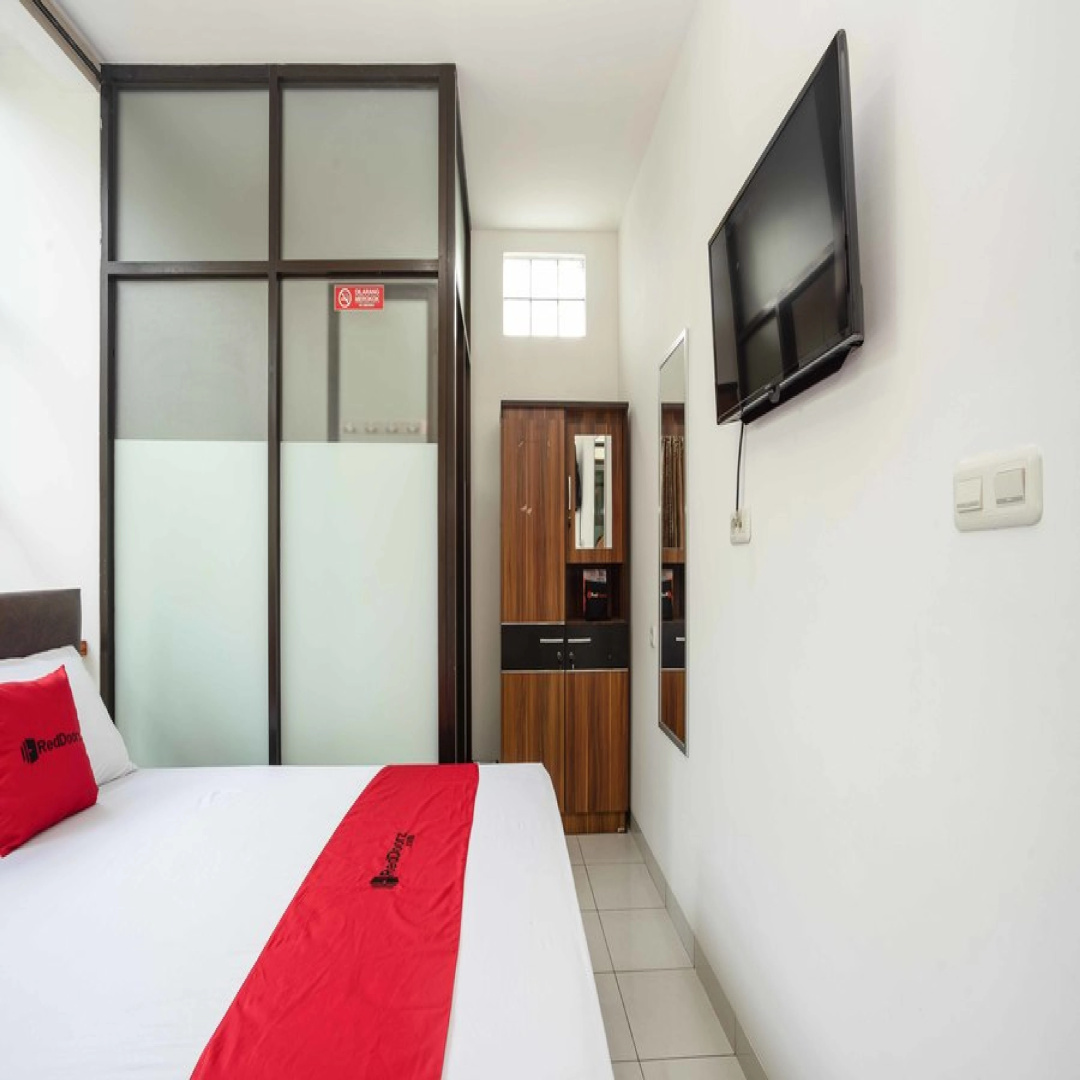 Foto - RedDoorz near Eka Hospital BSD City