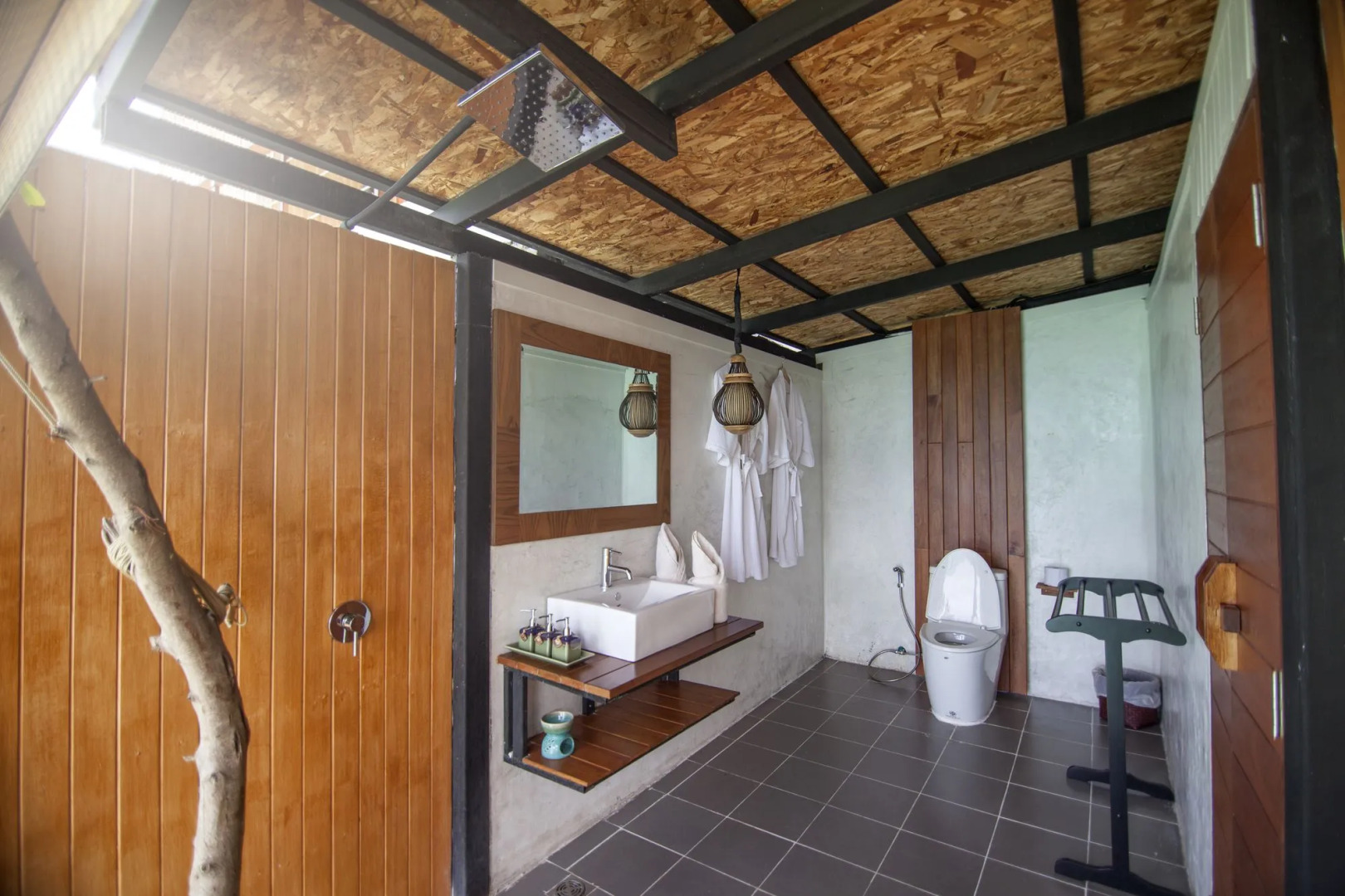 Photo - The Cliff Lipe