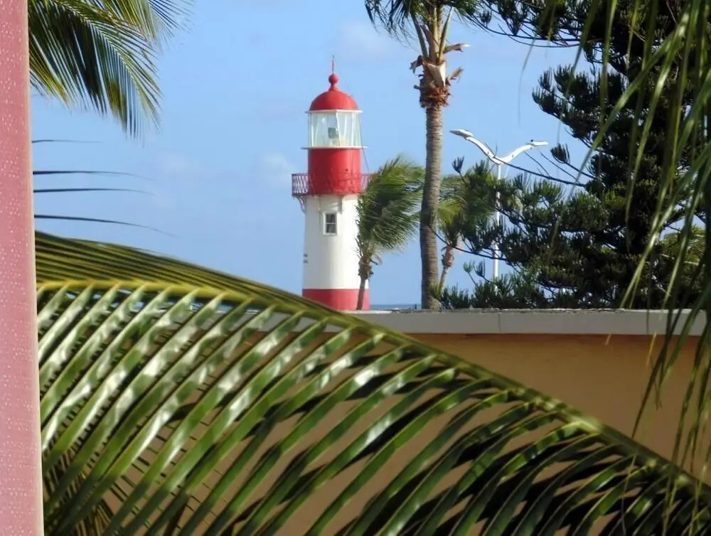 Foto - Farol Beach
