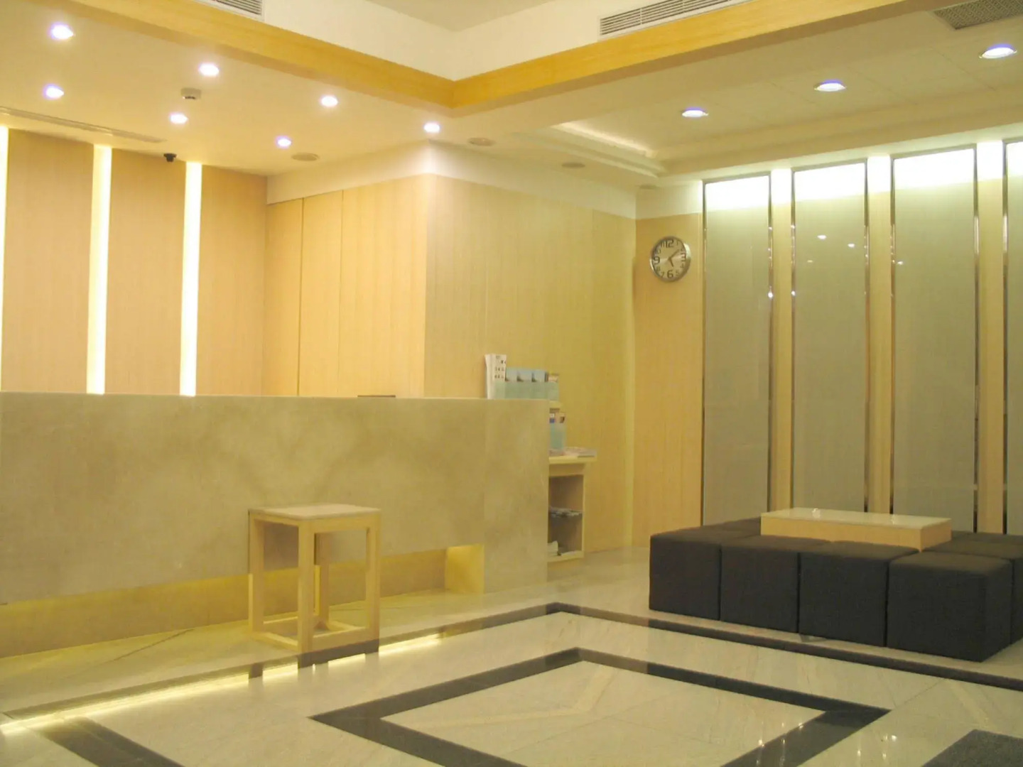 Foto - Yomi Hotel - ShuangLian MRT