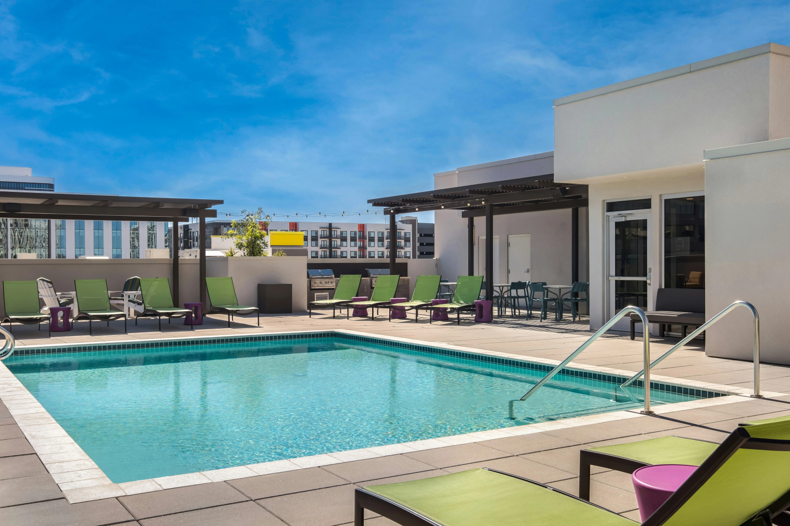 Photo - Home2 Suites BY Hilton Phoenix Midtown