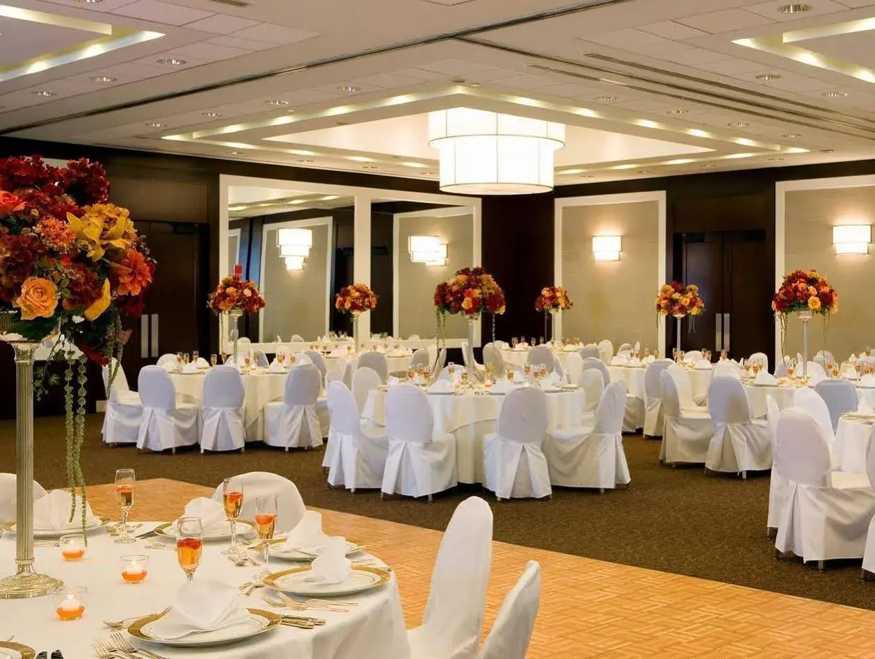Photo - Sheraton Eatontown Hotel