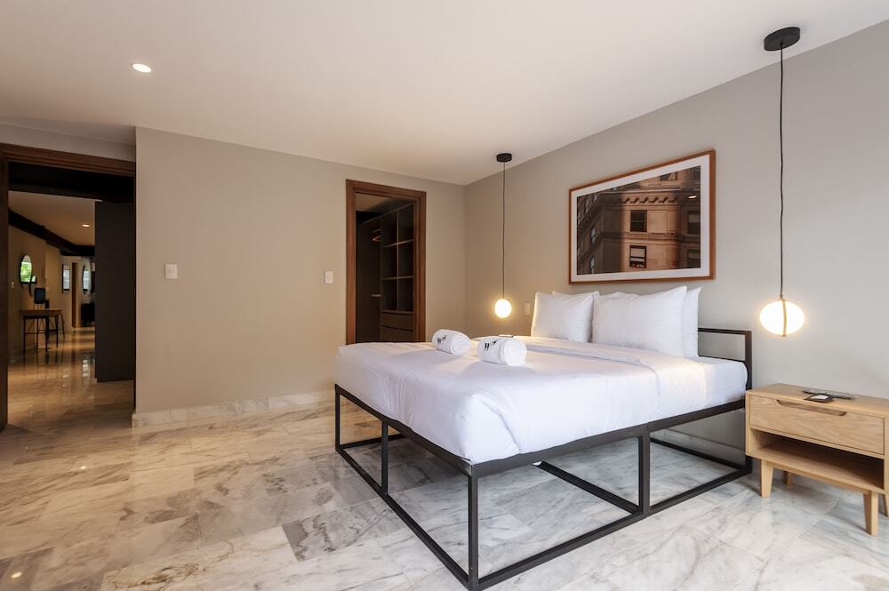 Photo - Arquimedes 138 by Wynwood House