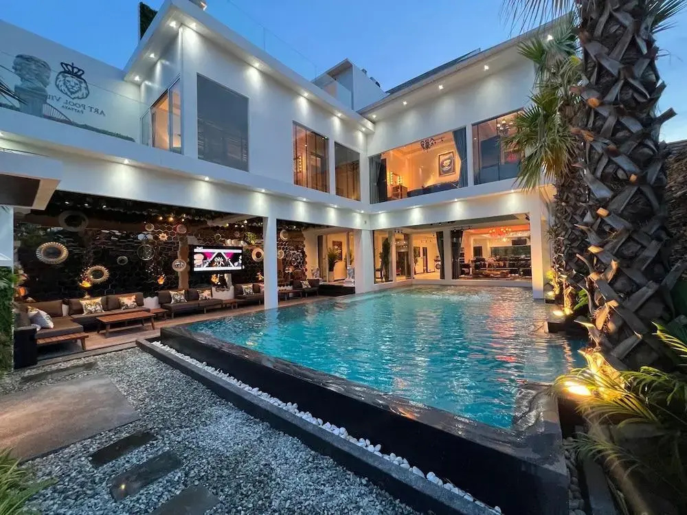 Foto - ART Pool Villa Pattaya 8 Bedroom Grand DELUXE