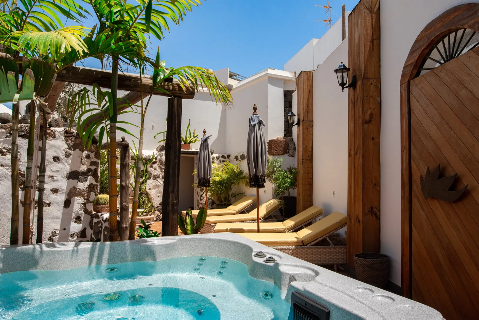 Foto - El Charco Suites