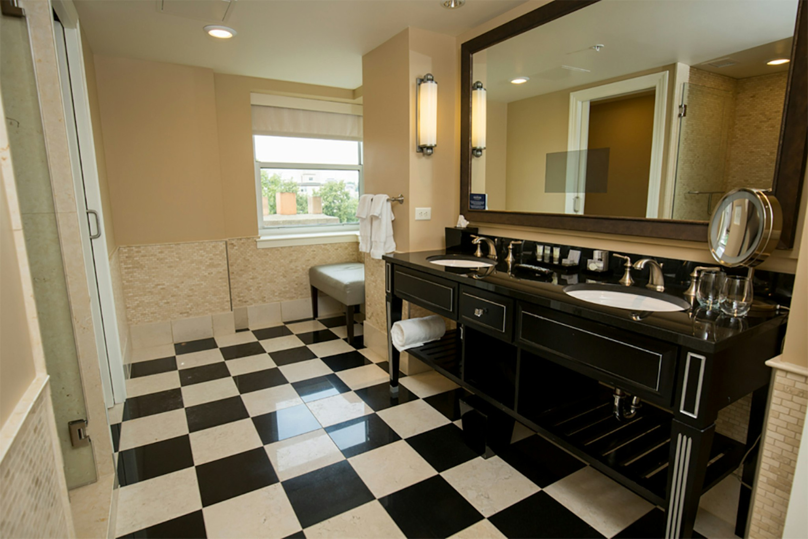 Photo - The Edgewater