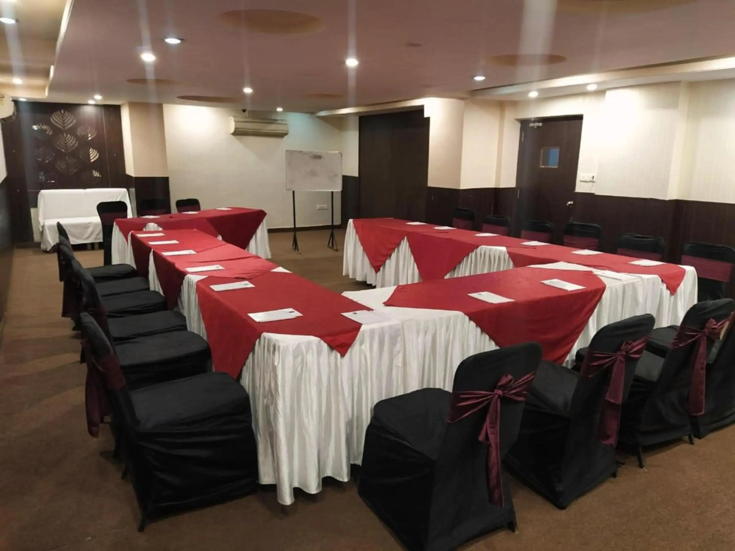 Foto - Jaipur Hotel Golden Manor By BrandMyHotel-City Center Bani Park Jaipur