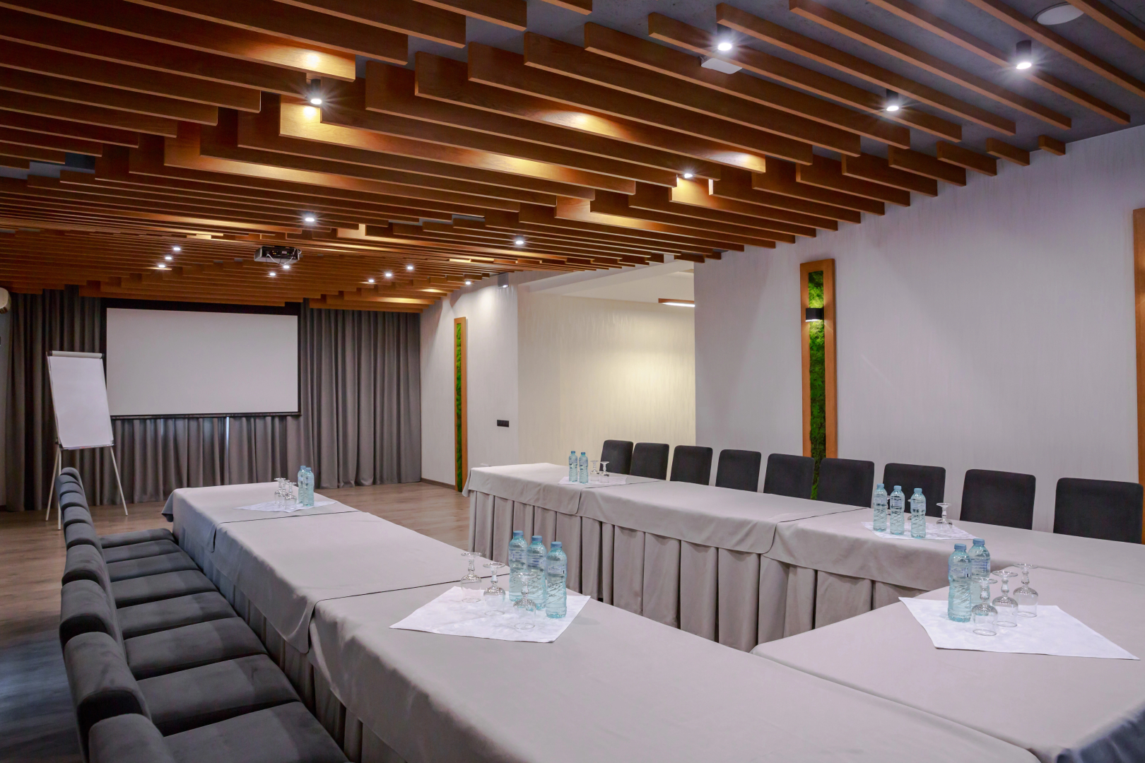 Photo - VisPas Hotel