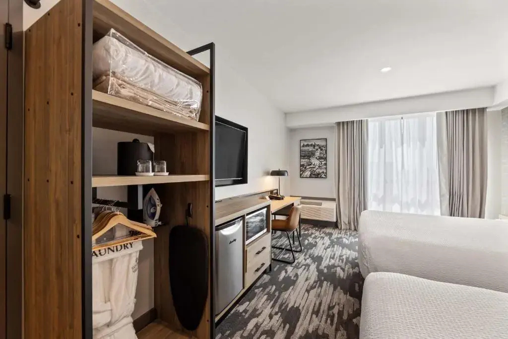 Photo - Sandman Signature Dallas Las Colinas Hotel & Suites