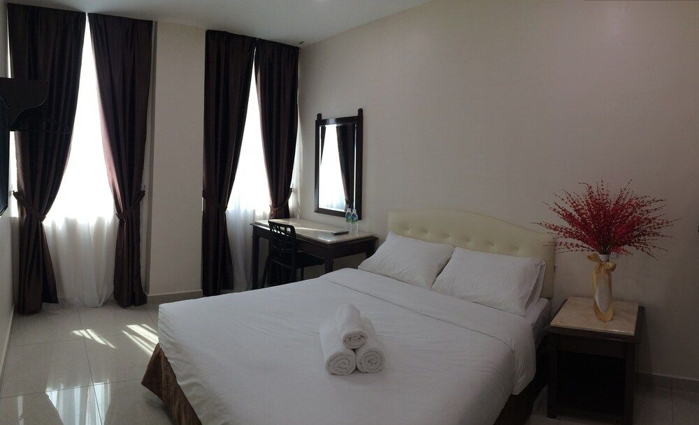 Sam Hotel