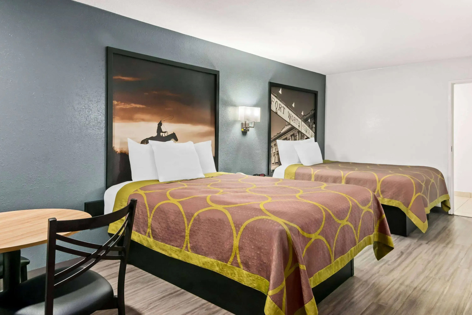 Photo - Super 8 by Wyndham Grand Prairie Southwest