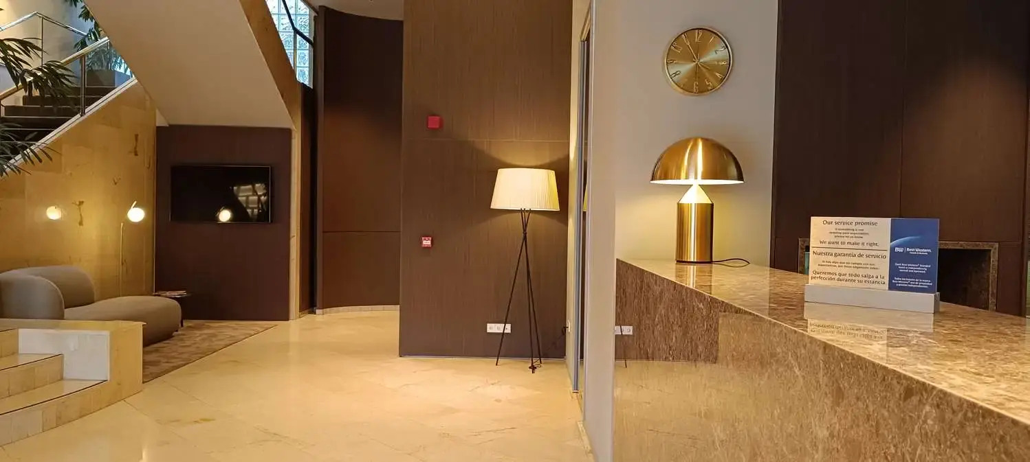 Photo - Best Western Premier CMC Girona