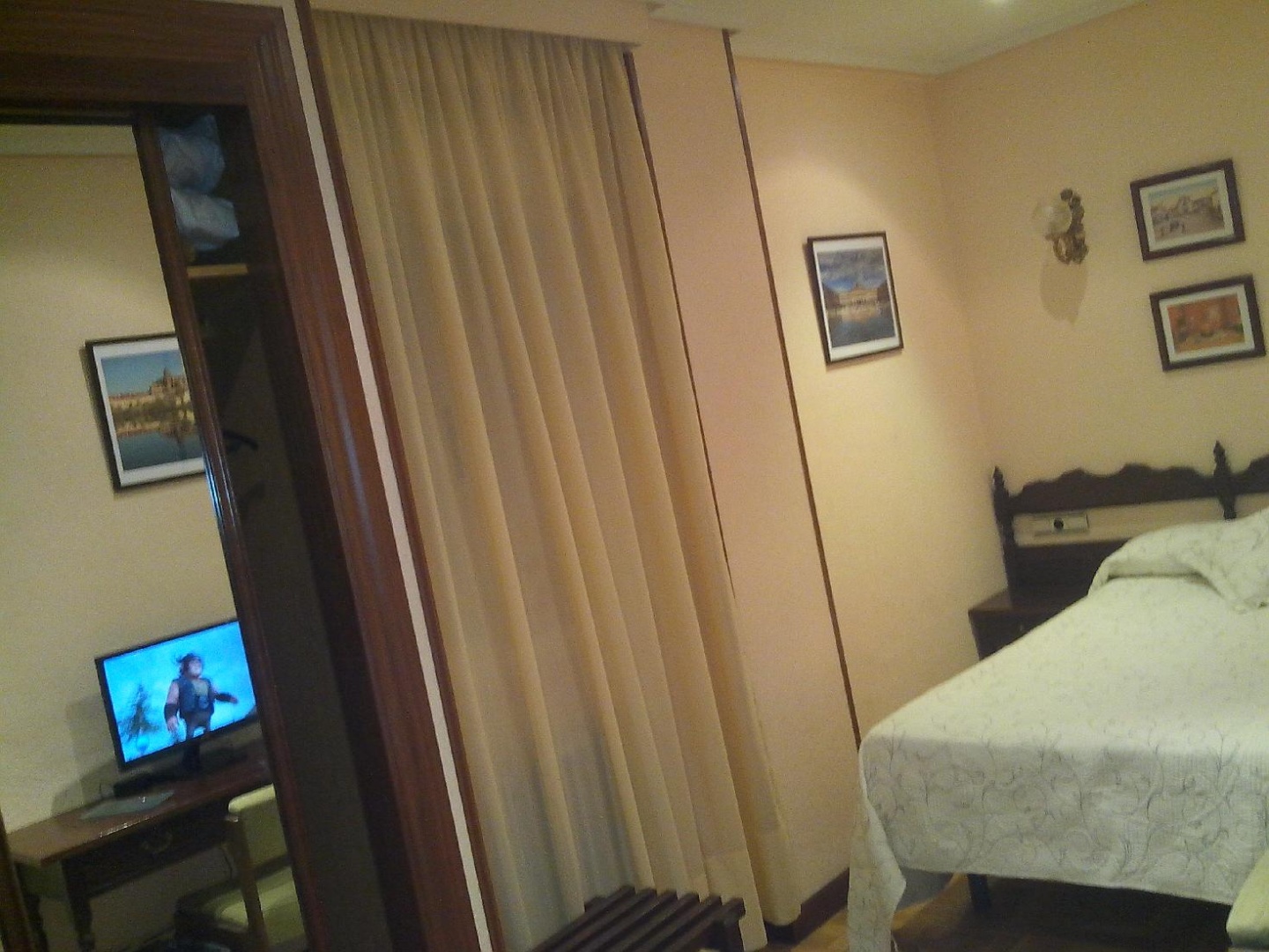 Hotel Residencia Castellano I