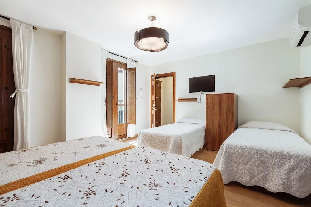 Foto - Hostal Arriola