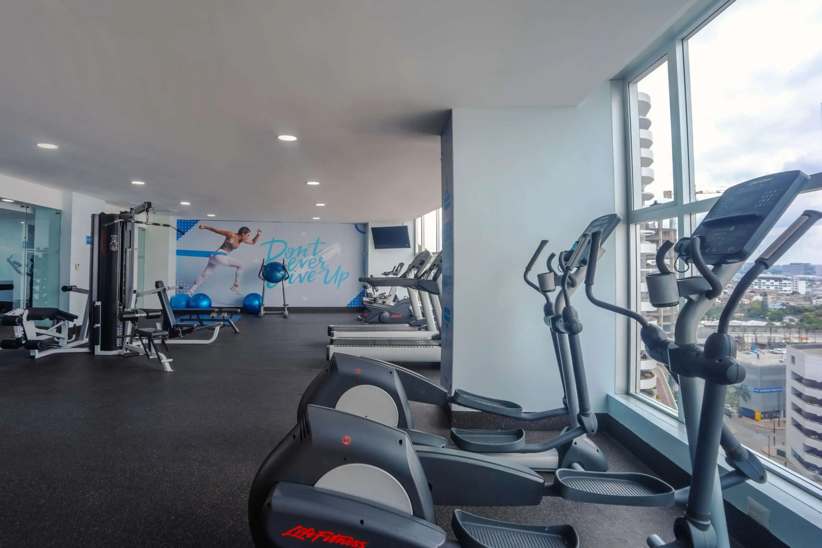 Photo - Wyndham Guayaquil, Puerto Santa Ana