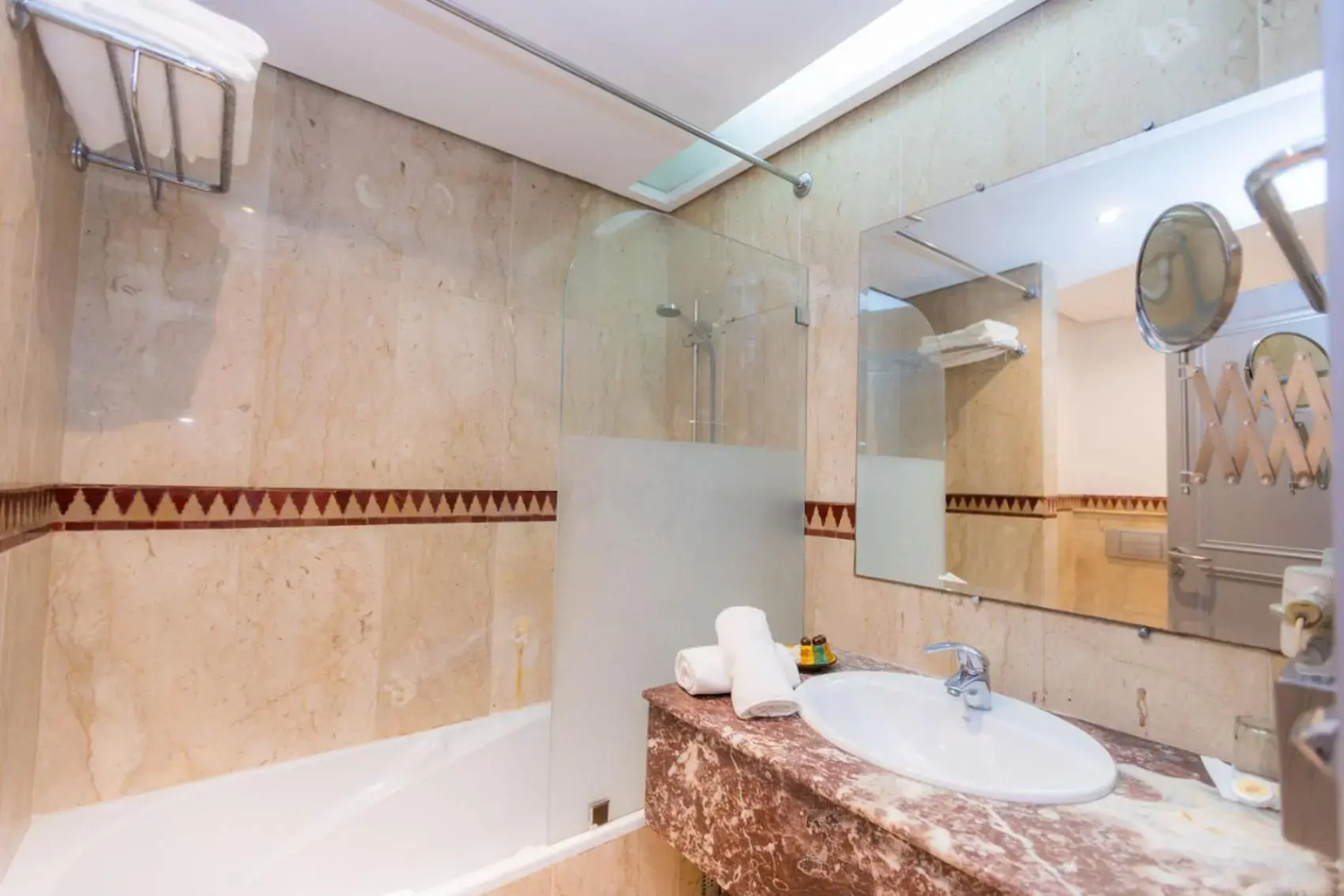 Photo - Hotel Prince de Paris