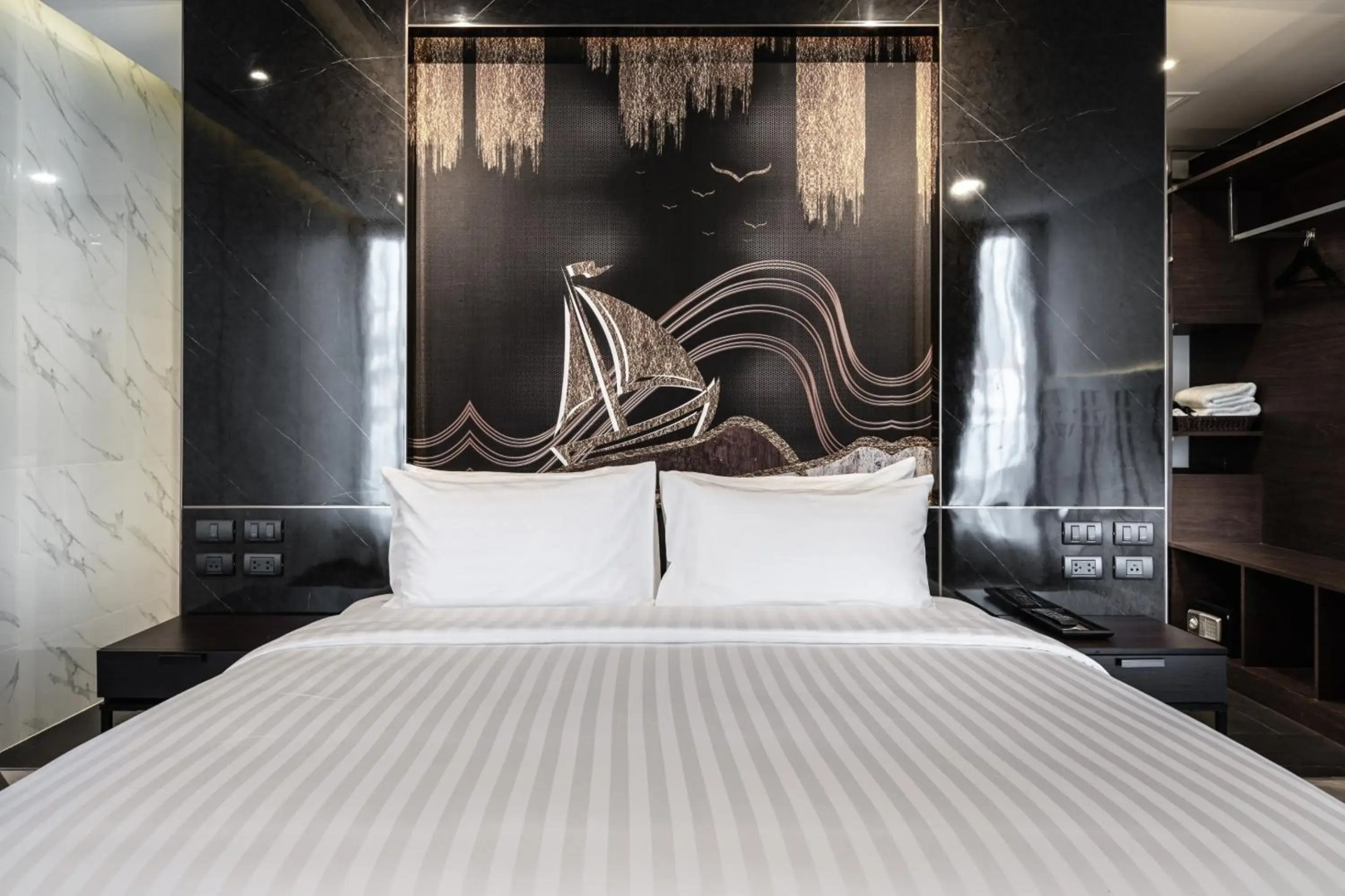 Foto - VIX Bangkok at Victory Monument