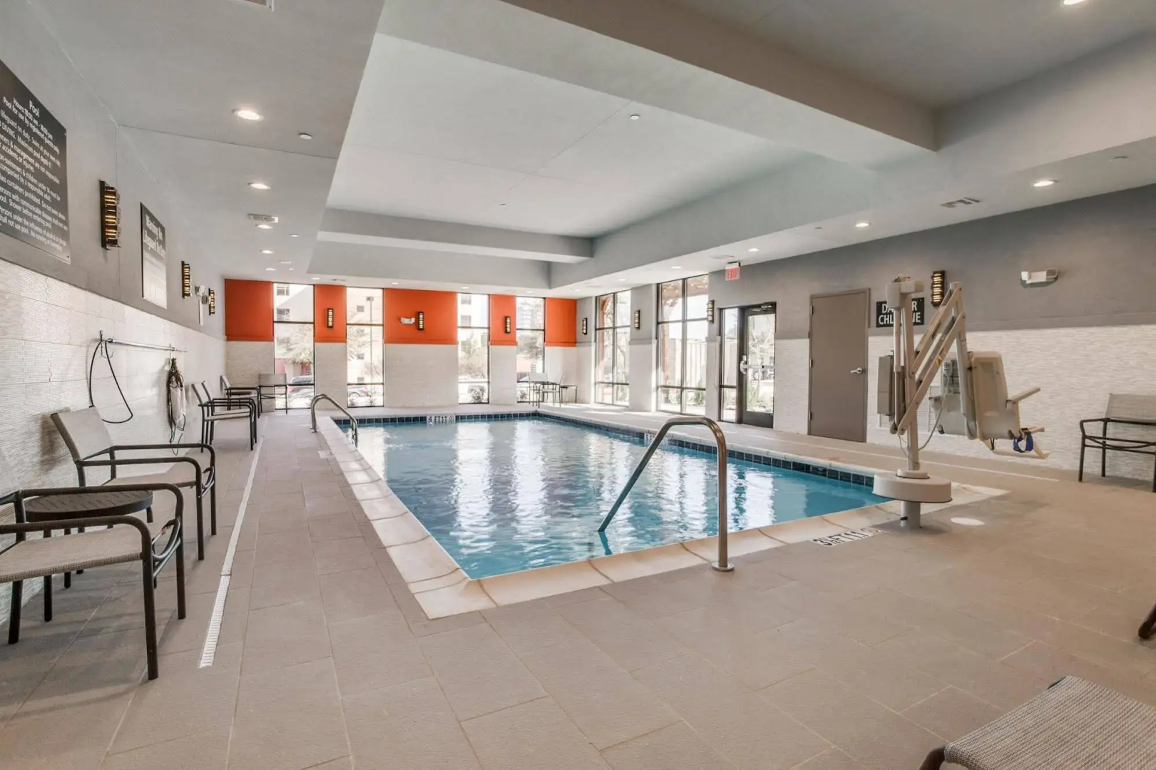 Photo - Hampton Inn & Suites Dallas-Central Expy/North Park Area