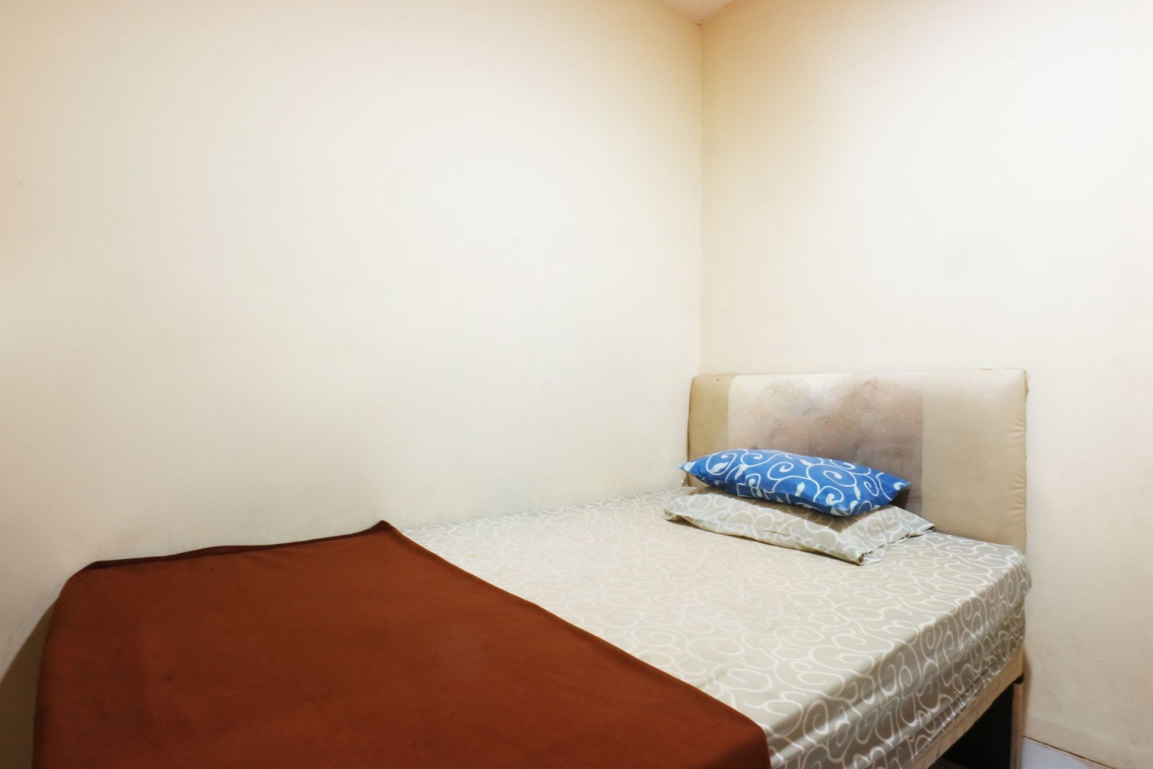 Photo - Hotel O Mangga Besar Near Mangga Besar Station Formerly Warna Warni Residence