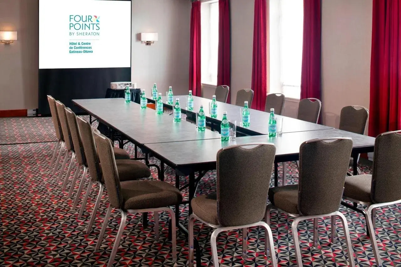 Foto - Four Points by Sheraton Hotel & Conference Centre Gatineau-Ottawa
