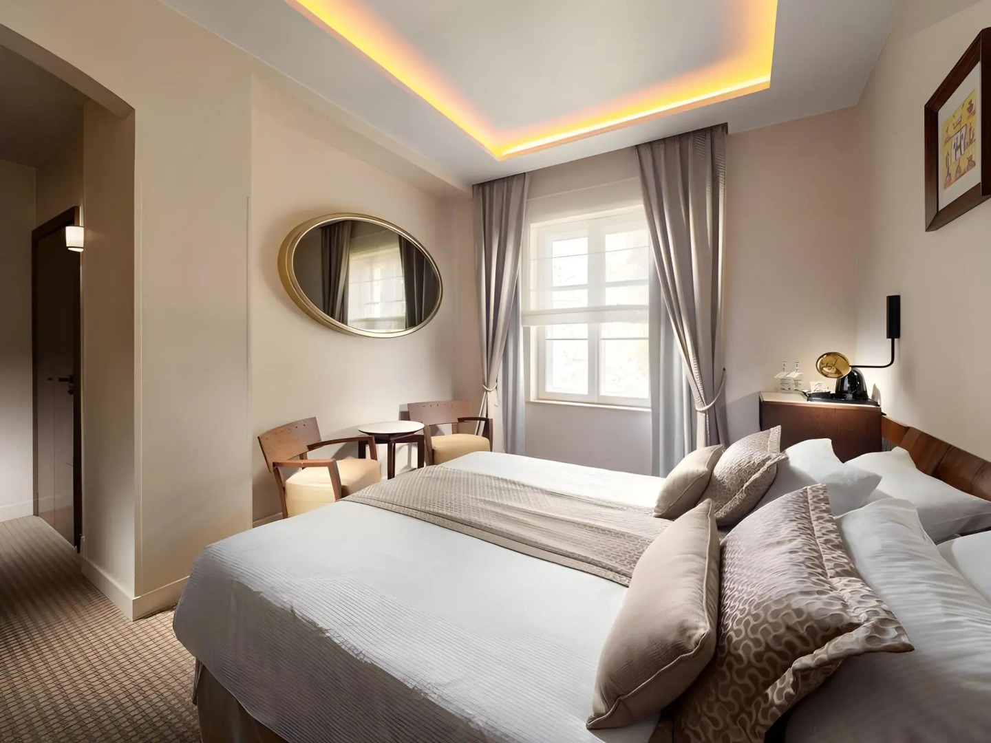 Photo - Mamaison Le Regina Boutique Hotel