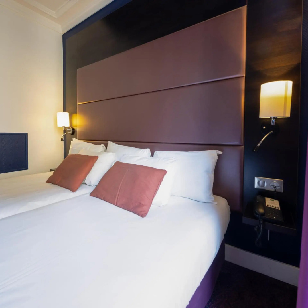 Foto - Accueil Hôtel Paris Pigalle Montmartre - Hôtel rénové