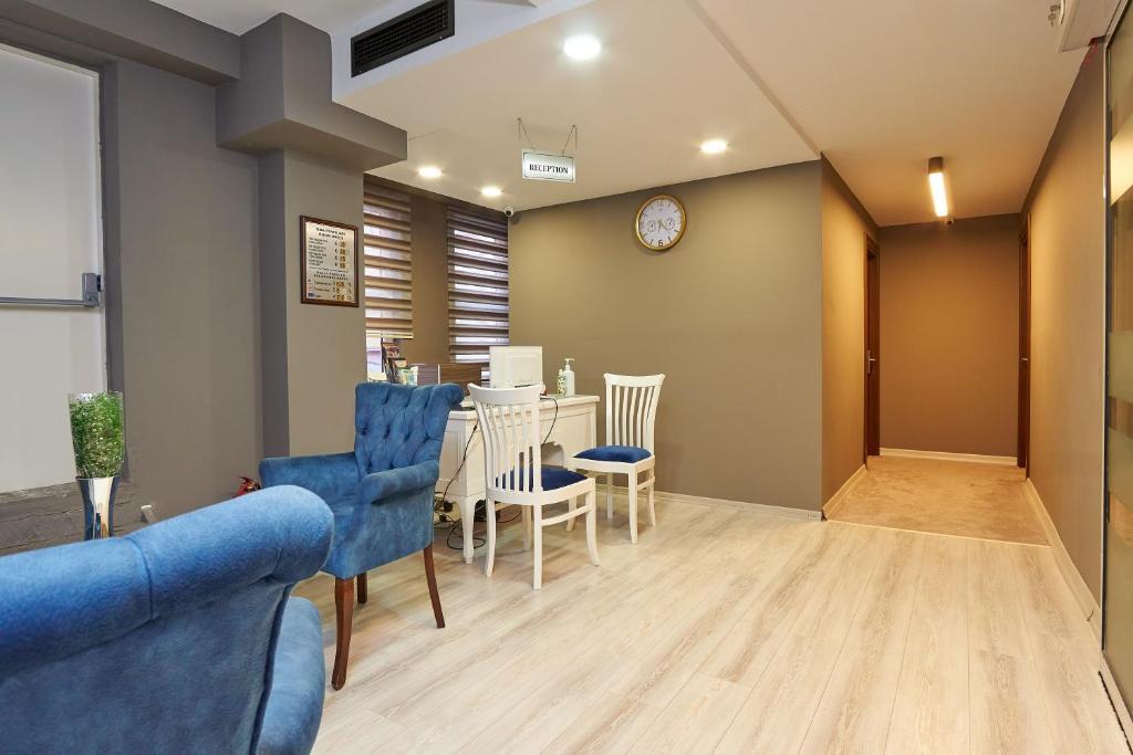 Photo - Renzo Hotel - Special Category