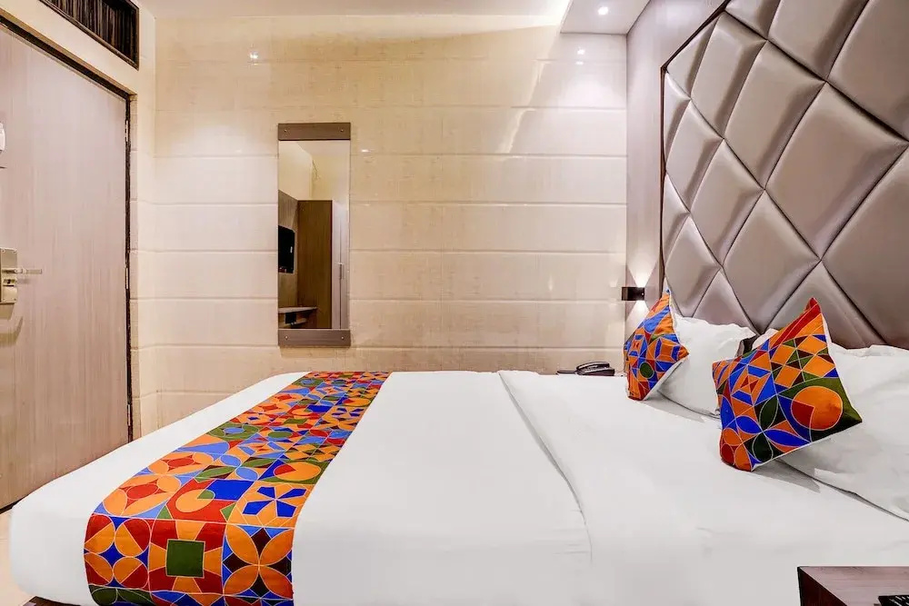 Photo - Fabhotel Abrol Suites