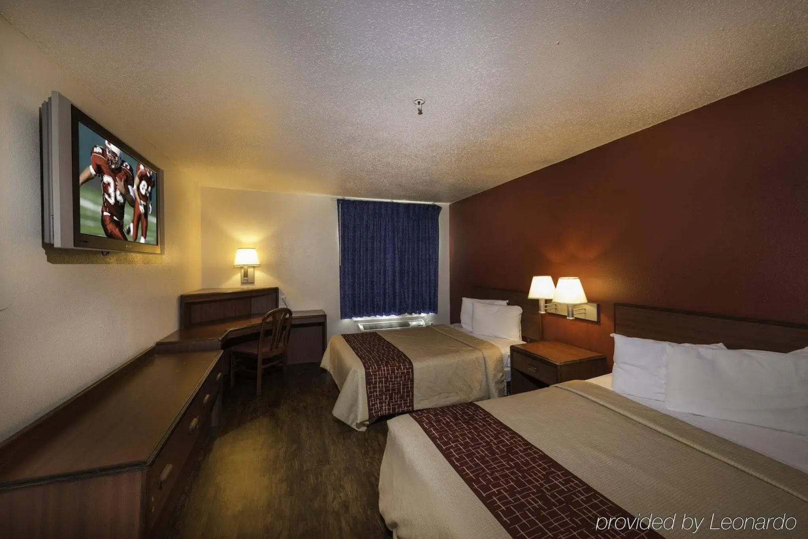 Photo - Red Roof Inn & Suites Savannah Airport