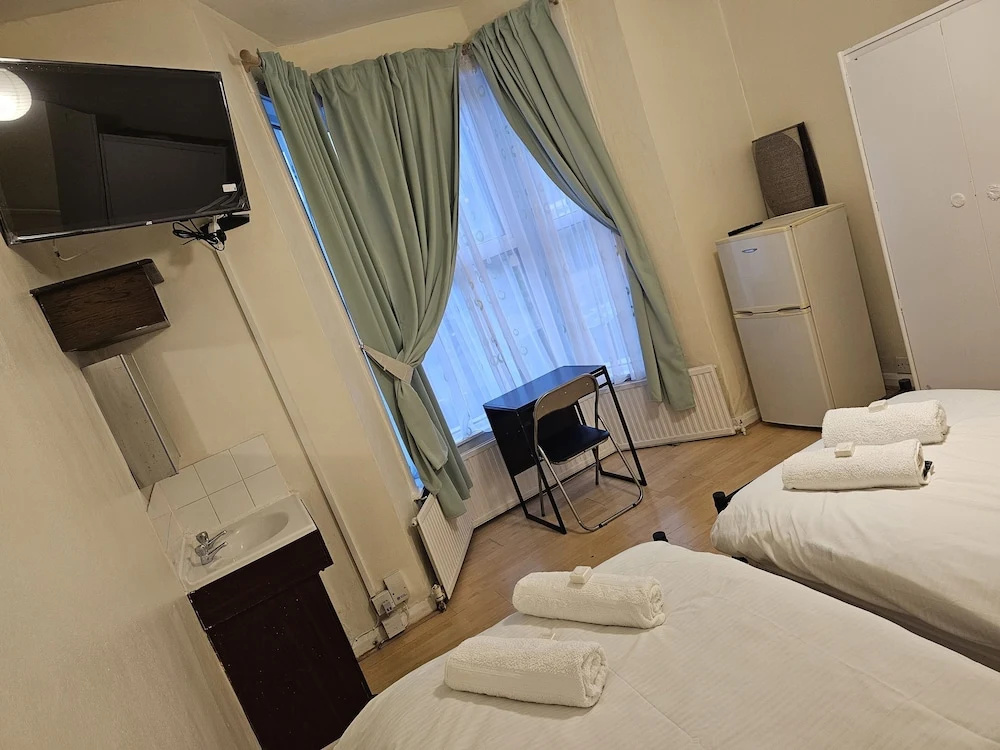 Photo - Bruce Rooms