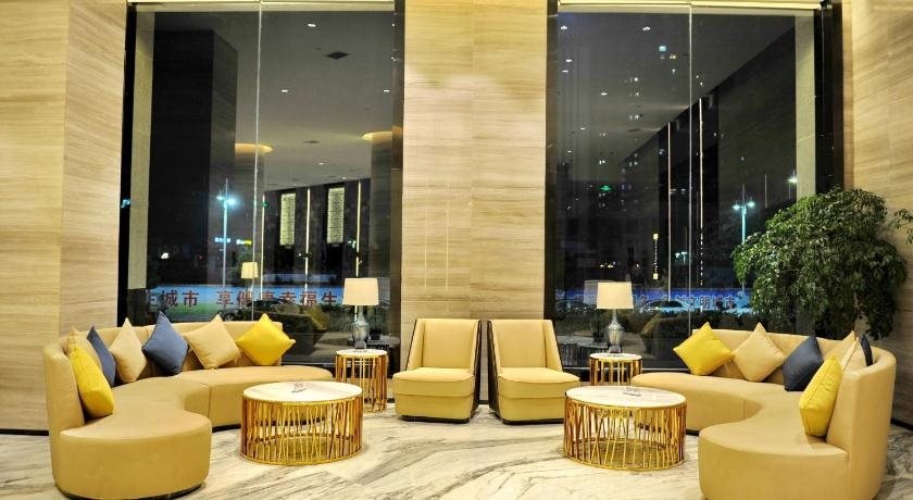 Yibin Celebrity City Hotel