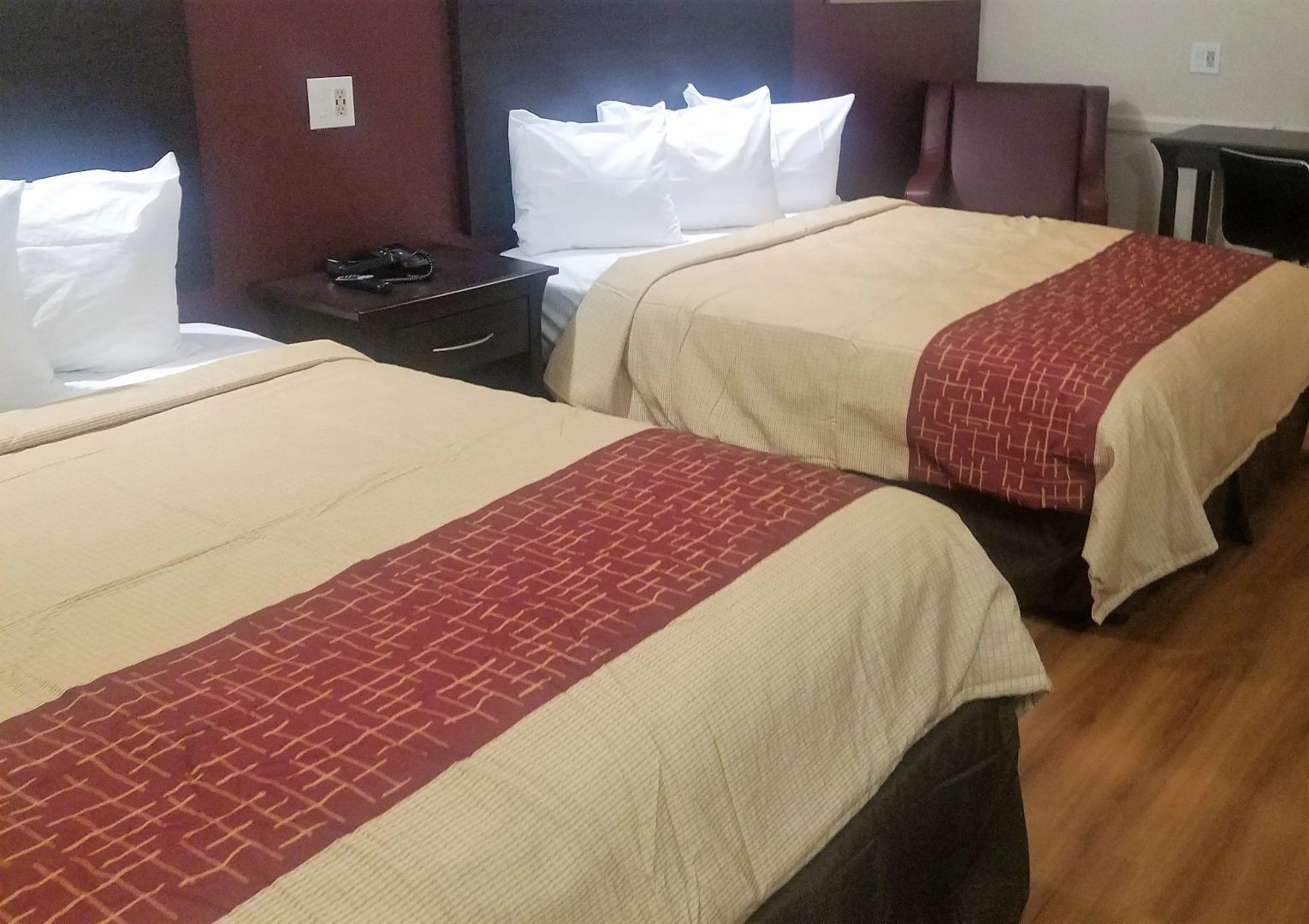 Photo - Red Roof Inn & Suites Houston - Hobby Airport